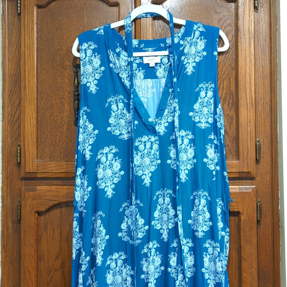 LOFT Blue Floral Sleeveless Midi Dress
